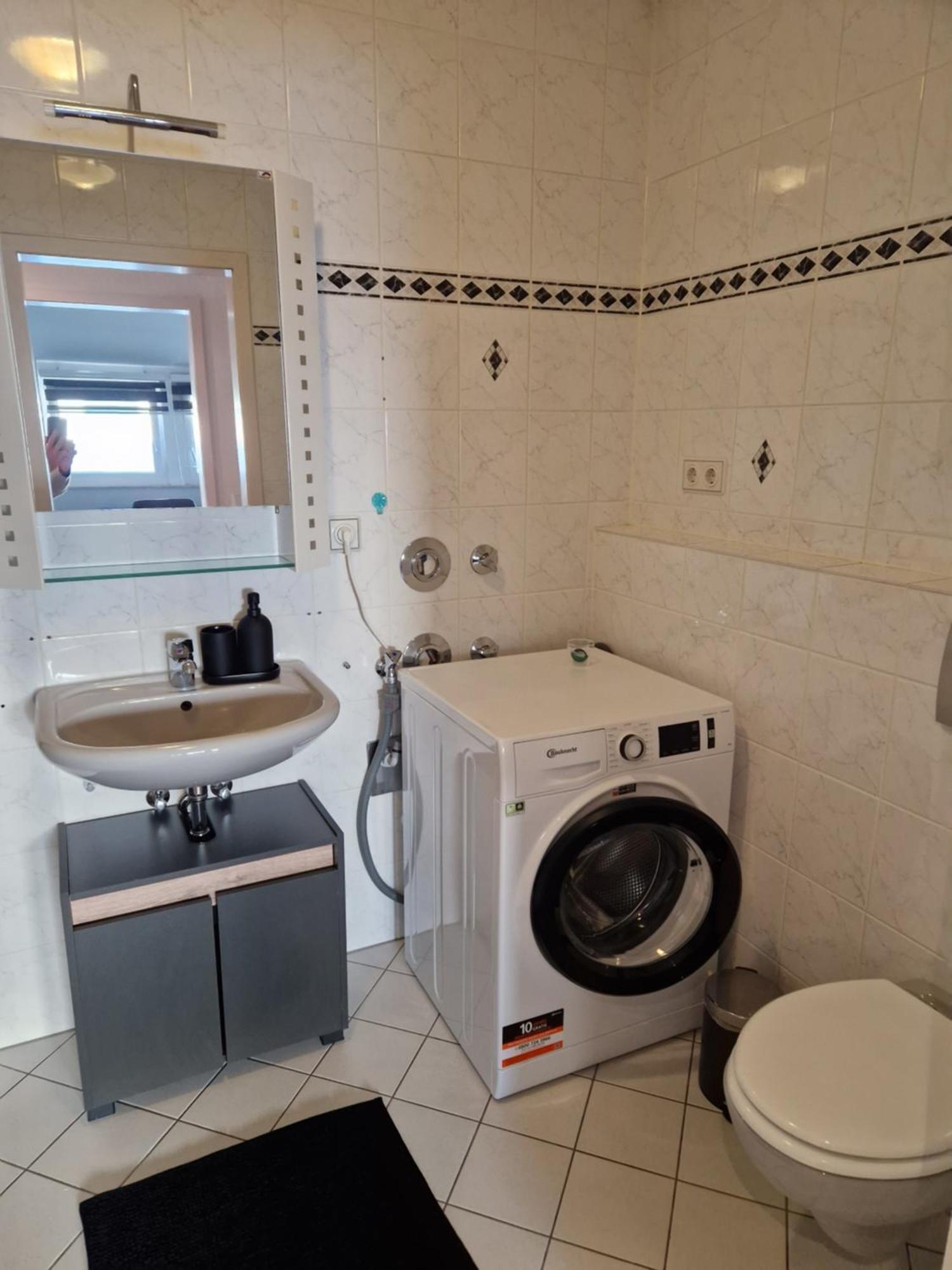 Comfortable And Ideal For Frankfurt And Surrounding Area *
